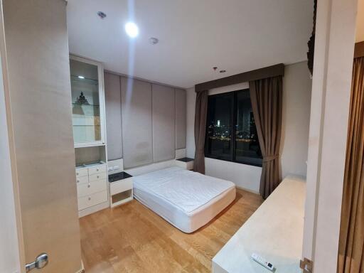 For Sale Bangkok Condo Villa Asoke New Phetchaburi MRT Phetchaburi Ratchathewi