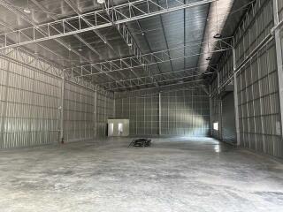 For Rent Nonthaburi Warehouse near Tiwanon Road in Pak Kret district