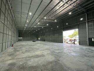 For Rent Nonthaburi Warehouse near Tiwanon Road in Pak Kret district