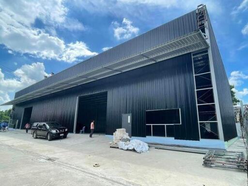 For Rent Nonthaburi Warehouse near Tiwanon Road in Pak Kret district