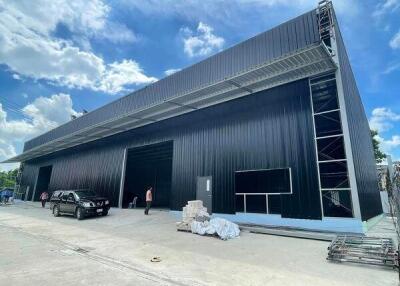 For Rent Nonthaburi Warehouse near Tiwanon Road in Pak Kret district