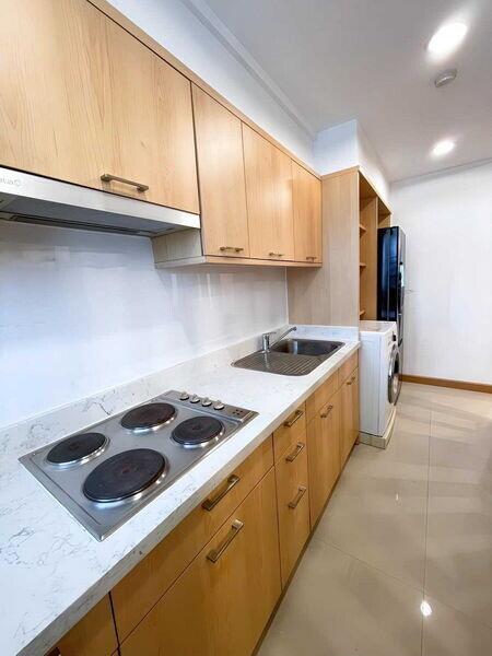 For Rent Bangkok Condo The Rise Sukhumvit 39 BTS Phrom Phong Watthana