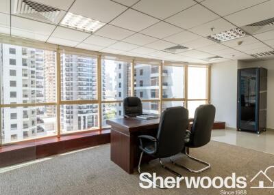 1,079 قدم مربع مكتب مدرجة بسعر AED 1,500,000.