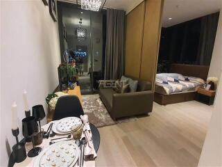 For Sale and Rent Condominium Ashton Silom  36 sq.m, 1 bedroom