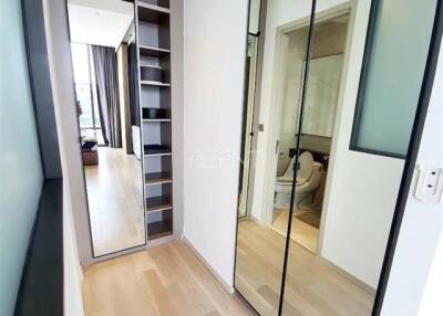 For Sale and Rent Condominium Ashton Silom  36 sq.m, 1 bedroom