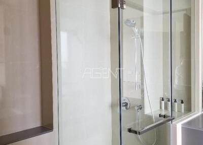 For Sale and Rent Condominium The Esse Asoke  45 sq.m, 1 bedroom