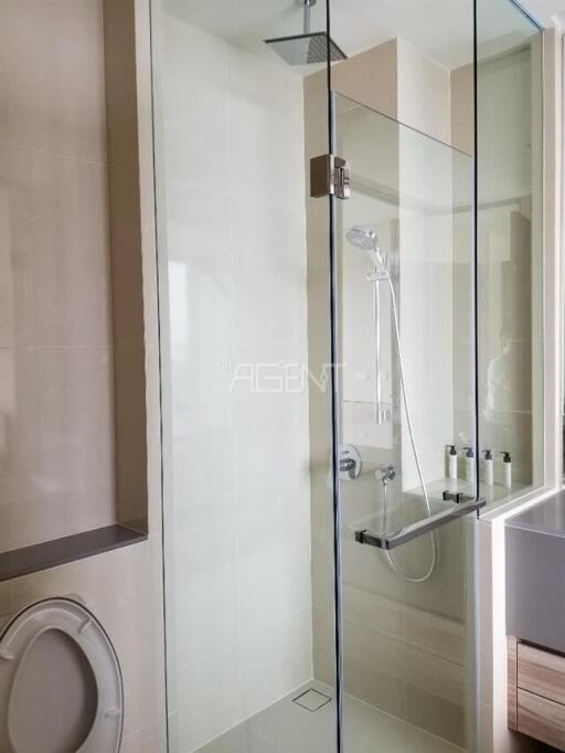 For Sale and Rent Condominium The Esse Asoke  45 sq.m, 1 bedroom