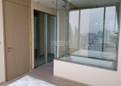 For Sale and Rent Condominium The Esse Asoke  45 sq.m, 1 bedroom