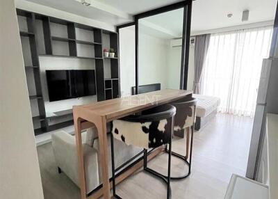 For Sale with Tenant Condominium Maestro 02 Ruamrudee  29 sq.m, 1 bedroom