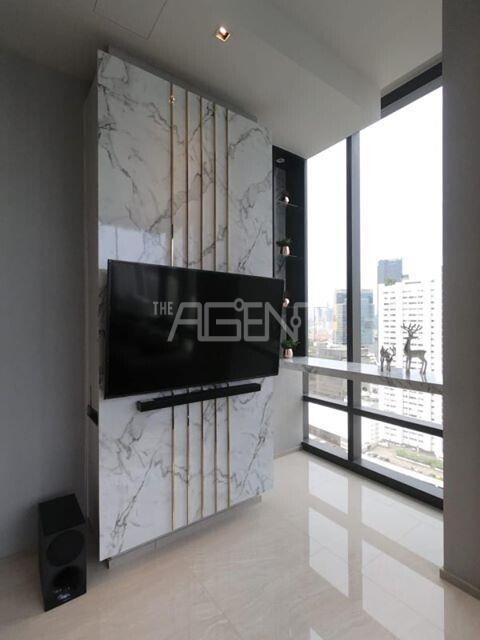 For Sale with Tenant Condominium Ashton Silom  72 sq.m, 2 bedroom