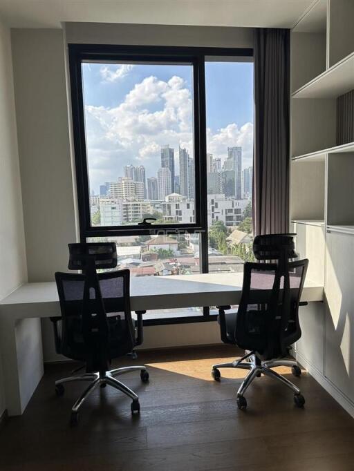 For Sale with Tenant Condominium Ideo Q Sukhumvit 36  49.43 sq.m, 1 bedroom