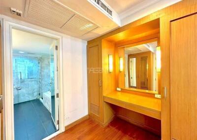 For Rent Condominium Somkid Gardens  123.5 sq.m, 2 bedroom