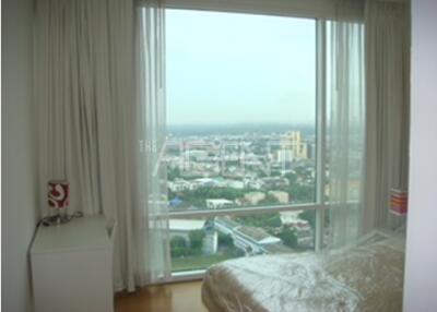 For Sale with Tenant Condominium Fullerton Sukhumvit  152.8 sq.m, 3 bedroom