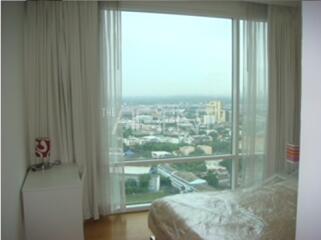 For Sale with Tenant Condominium Fullerton Sukhumvit  152.8 sq.m, 3 bedroom