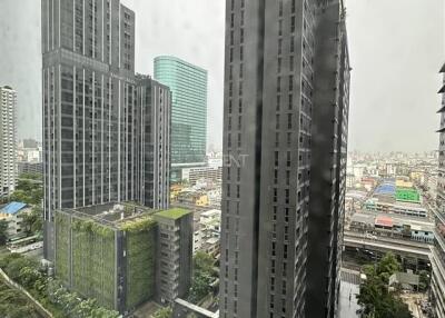 For Sale Condominium Life Asoke-Rama 9  32 sq.m, 1 bedroom