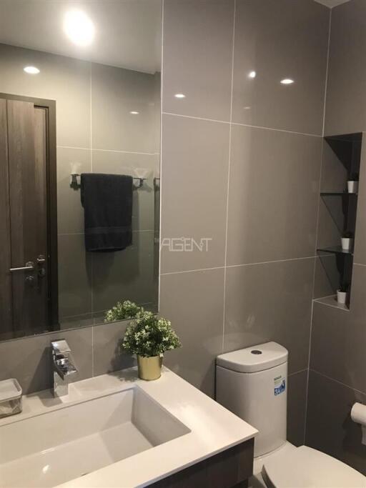 For Sale with Tenant Condominium Ideo Mobi Asoke  61.79 sq.m, 2 bedroom