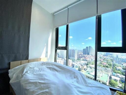 For Rent Condominium Whizdom Essence Sukhumvit  51.9 sq.m, 2 bedroom