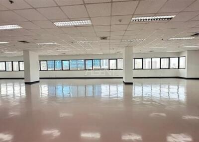 For Rent Office Sorachai Building  283 sq.m,  bedroom