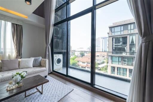 For Sale Condominium The Unique Sukhumvit 62/1  113.75 sq.m, 3 bedroom Triplex