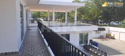 Modern 6 Bed 5 Bath Pool Villa in East Pattaya ABPC1075