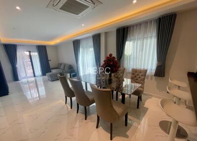 4 Bedroom House for Rent in Jomtien