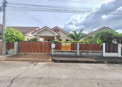 A 2 Bedroom, 2 Bathroom, Quaint Home For Sale In Ban Lueam, Udon Thani, Thailand