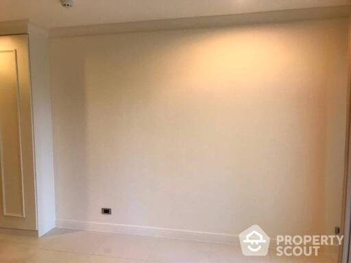 2-BR Condo at The Crest Sukhumvit 24 near BTS Phrom Phong