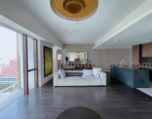 2 Bedrooms Condominium at Hansar Residence - Ratchadamri