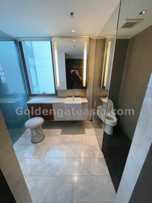 2 Bedrooms Condominium at Hansar Residence - Ratchadamri