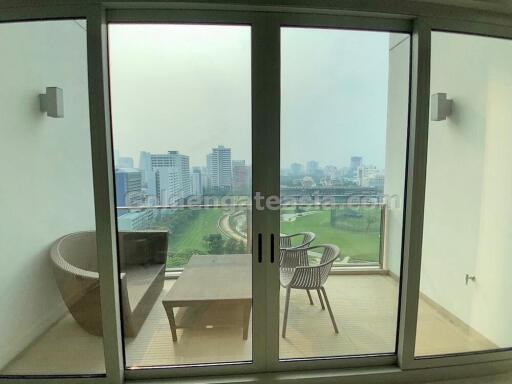 2 Bedrooms Duplex Condo at 185 Rajadamri, Lumphini