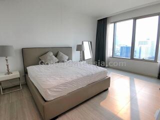 2 Bedrooms Duplex Condo at 185 Rajadamri, Lumphini