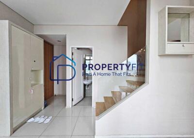 Villa Asoke – 1 bed duplex