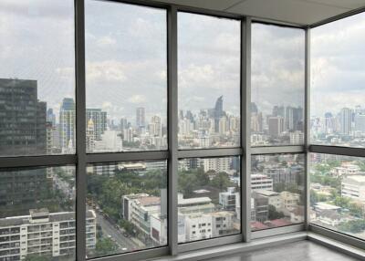 Ultra Luxury Office Space for Rent in Watthana Bangkok