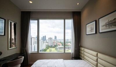 Bedroom with city view