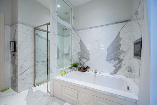 Luxury Bathroom with Marble Finishes