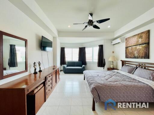 Fully Furnished 1bed Condo at Jomtien Thip