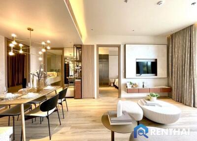 Direct Sea View 2-bed Condo in Pattayas Arom Jomtien,