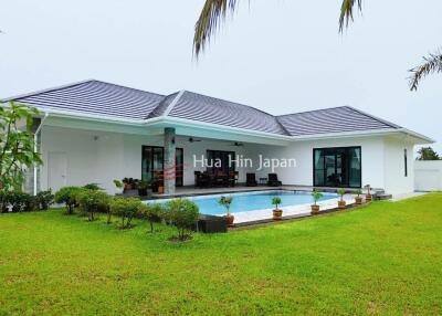 Brand New 3-Bedroom Pool Villa near Black Mountain Golf