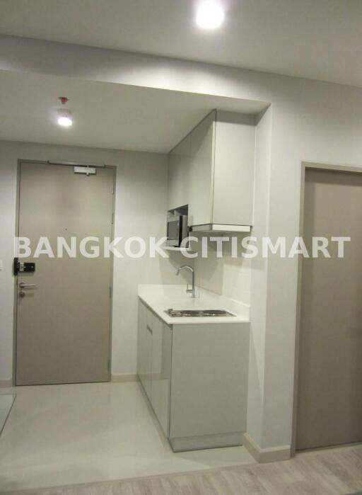 Condo at Ideo Mobi Sukhumvit 81 for sale