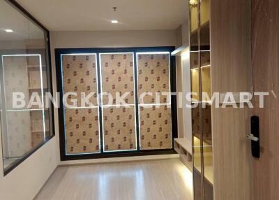 Condo at Life Sathorn Sierra for sale