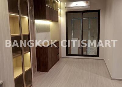 Condo at Life Sathorn Sierra for sale