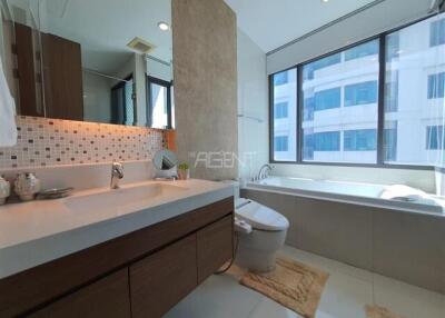 For Sale with Tenant Condominium Bright Sukhumvit 24  70 sq.m, 1 bedroom