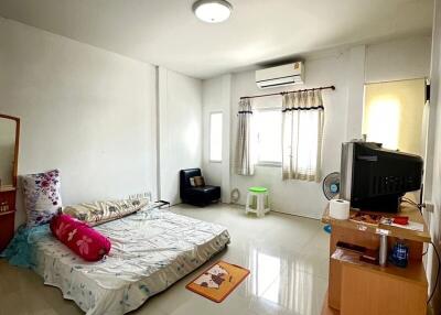 Bright and spacious bedroom with modern furnishings