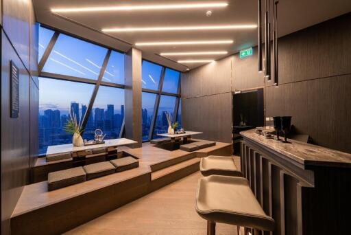 Multipurpose room with city view