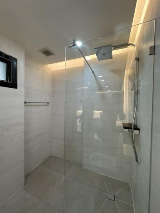 Modern bathroom with walk-in shower