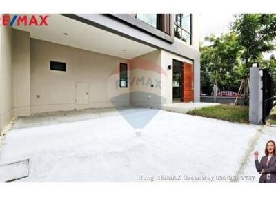 207 Sqm., 4 Beds Townhouse listed for ฿ 10,900,000.