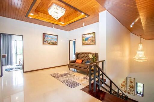 Stunning Lake Views : 4 Bedroom Pool Villa at Ban Wang Tarn