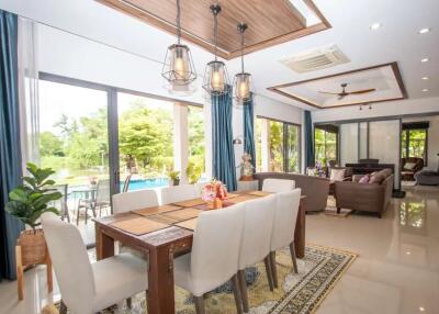 Stunning Lake Views : 4 Bedroom Pool Villa at Ban Wang Tarn