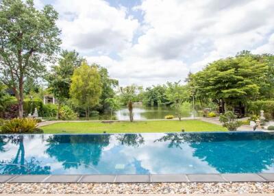 Stunning Lake Views : 4 Bedroom Pool Villa at Ban Wang Tarn
