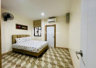 บ้าน ขาย 4 ห้องนอน 200 ตร.ม. ที่ดิน 218 m² ใน  The Delight Cozy, Pattaya